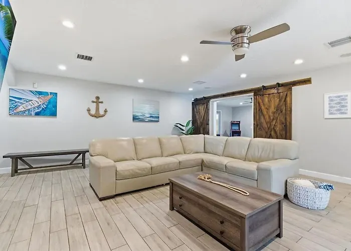 Holiday home Seabreeze-pool, Fire Pit, & Mini Golf-in Old Town Scottsdale