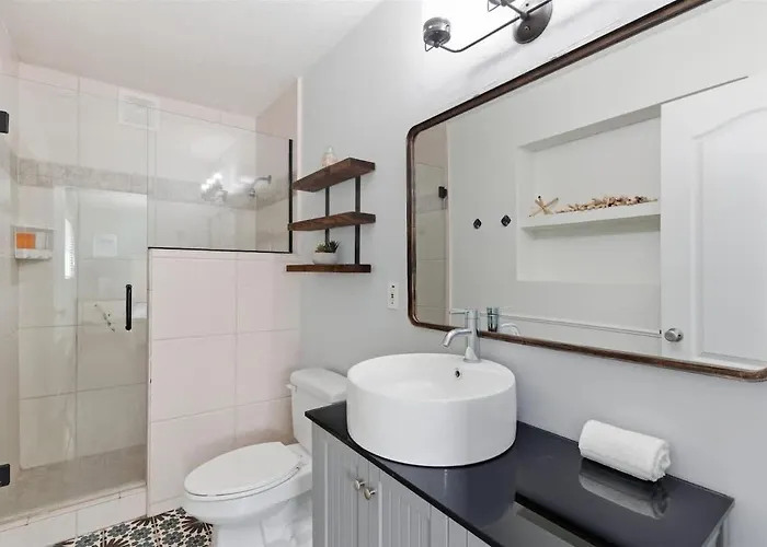 Holiday home Seabreeze-pool, Fire Pit, & Mini Golf-in Old Town Scottsdale
