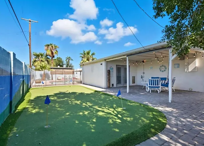 Seabreeze-pool, Fire Pit, & Mini Golf-in Old Town Holiday home *