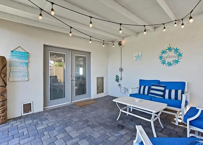 Seabreeze-pool, Fire Pit, & Mini Golf-in Old Town Holiday home *